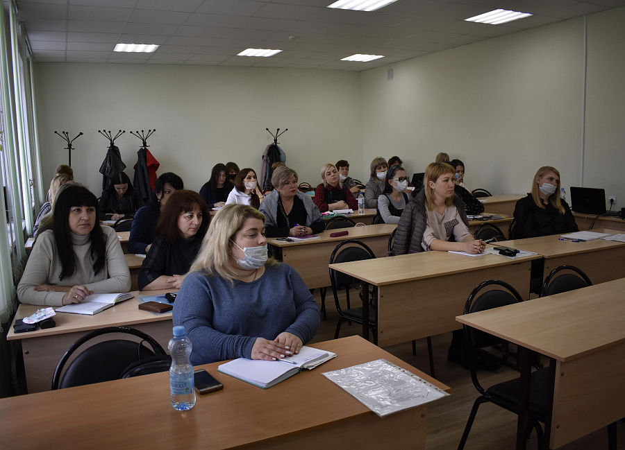 В ИПКА началось обучение слушателей по курсу «Нововведения в трудовом законодательстве. управление персоналом и кадровое делопроизводство»