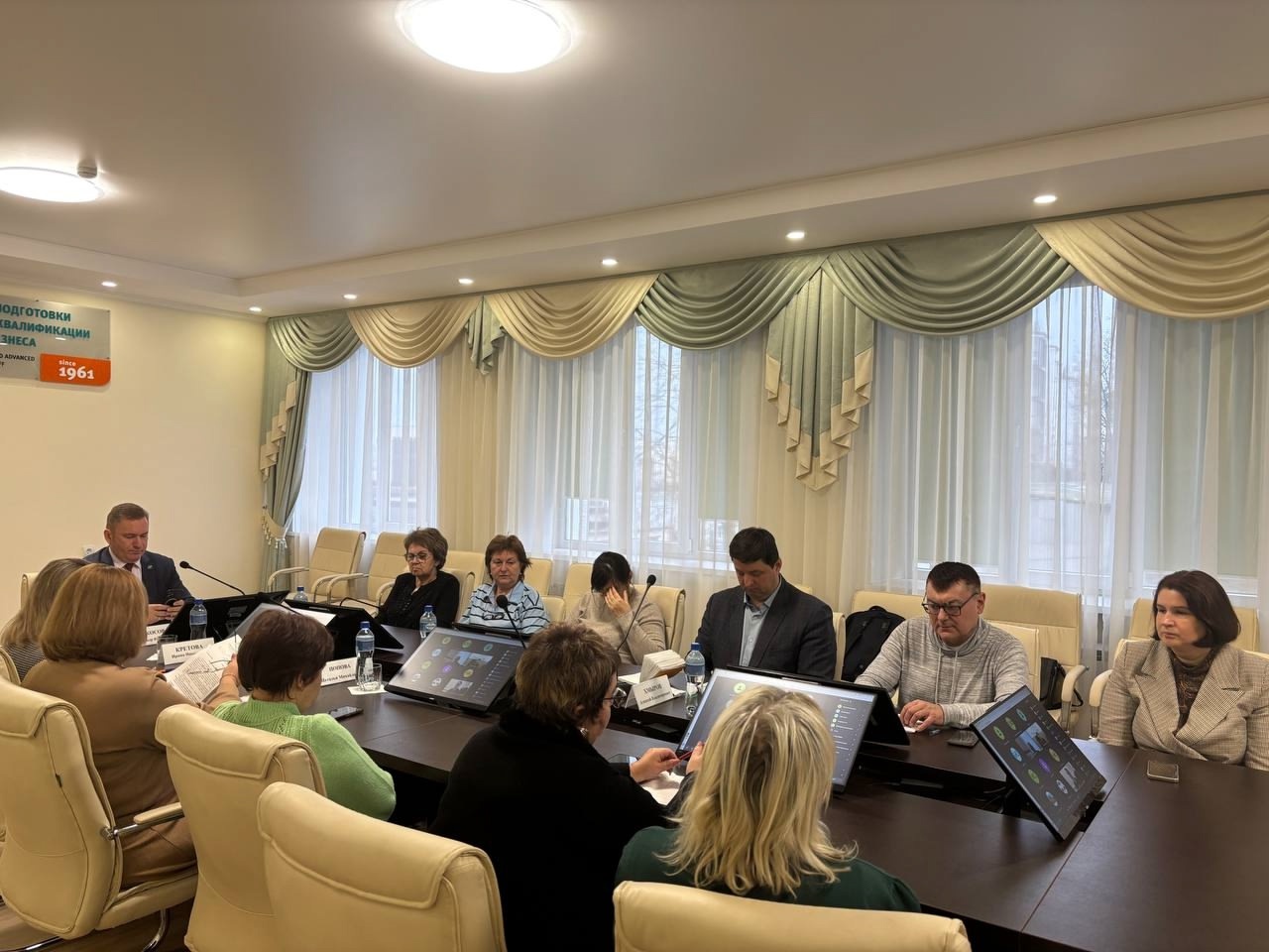 28.01.2025г. в ИПКА Белгородского ГАУ под руководством директора Александра Владимировича Косова прошёл второй день обучения по программе повышения квалификации «Состояние, проблемы в молочном скотоводстве в Белгородской области. Пути решения».