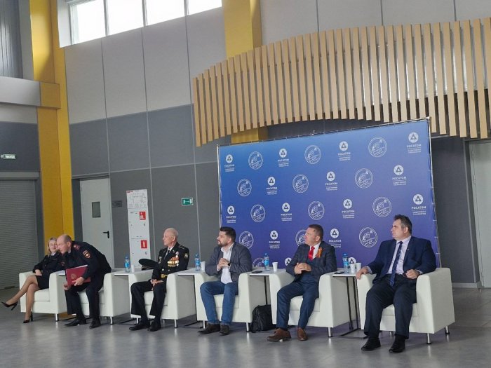 Александр Владимирович Косов - директор ИПКА Белгородский ГАУ принял участие в стратегической сессии "Формирование общероссийской гражданской идентичности и антитеррористической осознанности в студенческой среде университета", организованной ФГБОУ ВО Белг