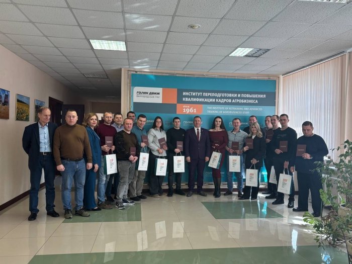 21 марта 2025 года под руководством директора ИПКА Белгородского ГАУ Александра Владимировича Косова успешно завершилось очное обучение компании "Русагро-Инвест" по программе "Тенденции и современные проблемы в агрономии".