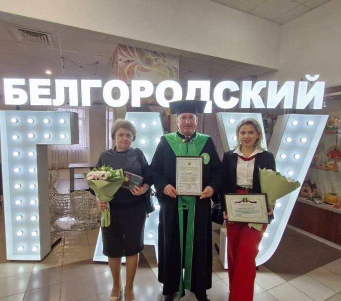 В честь 47-летия университета состоялся праздничный концерт и церемония награждения