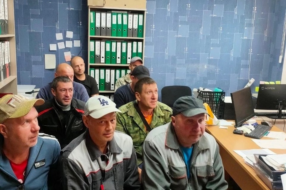 28 сентября 2023 года в рамках национального проекта "Демография", на производственной площадке ООО "#Еврологистик" прошло очередное выездное занятие для специалистов Компании по программе «Экологическая безопасность предприятий и организаций".