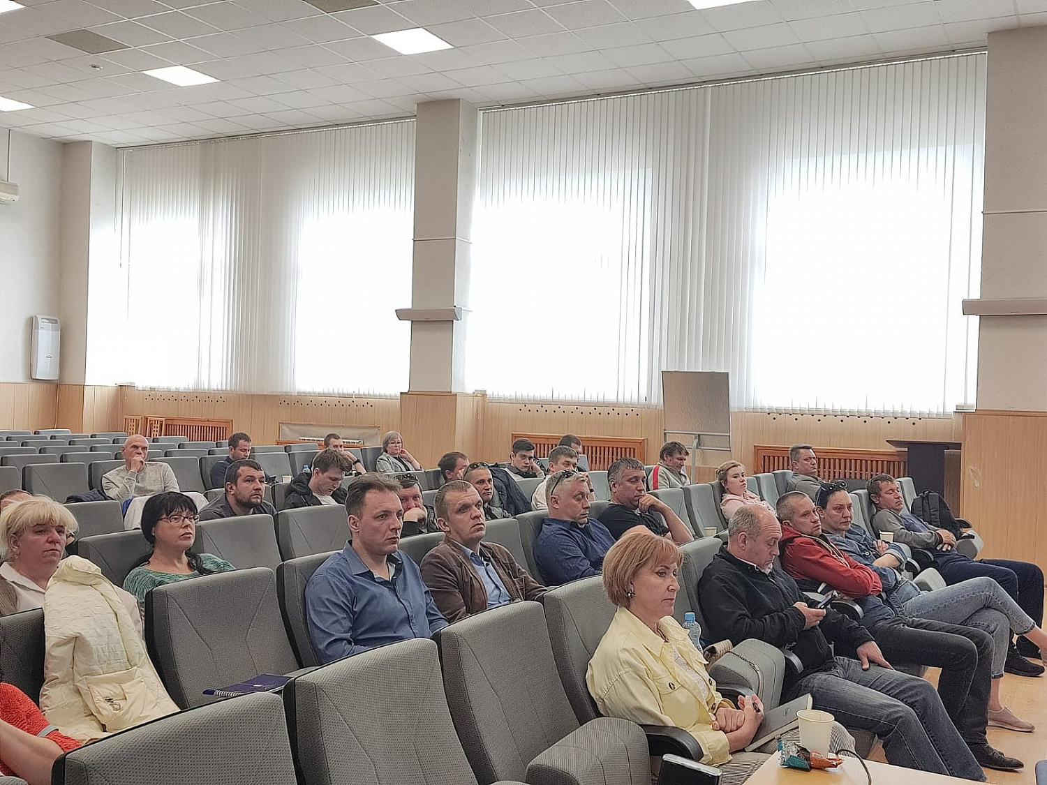 26 мая 2022 года на базе Стойленского горно-обогатительного комбината был проведен учебно-практический семинар «Совершенствование системы охраны труда СГОК для снижения травматизма и профилактики профессиональных заболеваний на производстве».