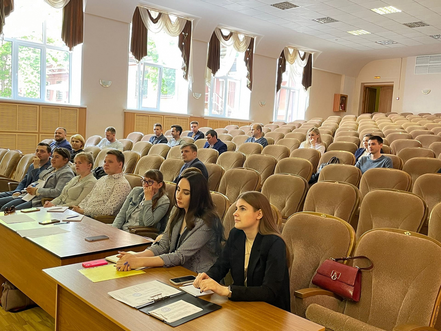 21 мая 2022 года продолжила свою работу обучающая программа для Молодёжного Парламента Белгородской области "Основы избирательного права и процесса",