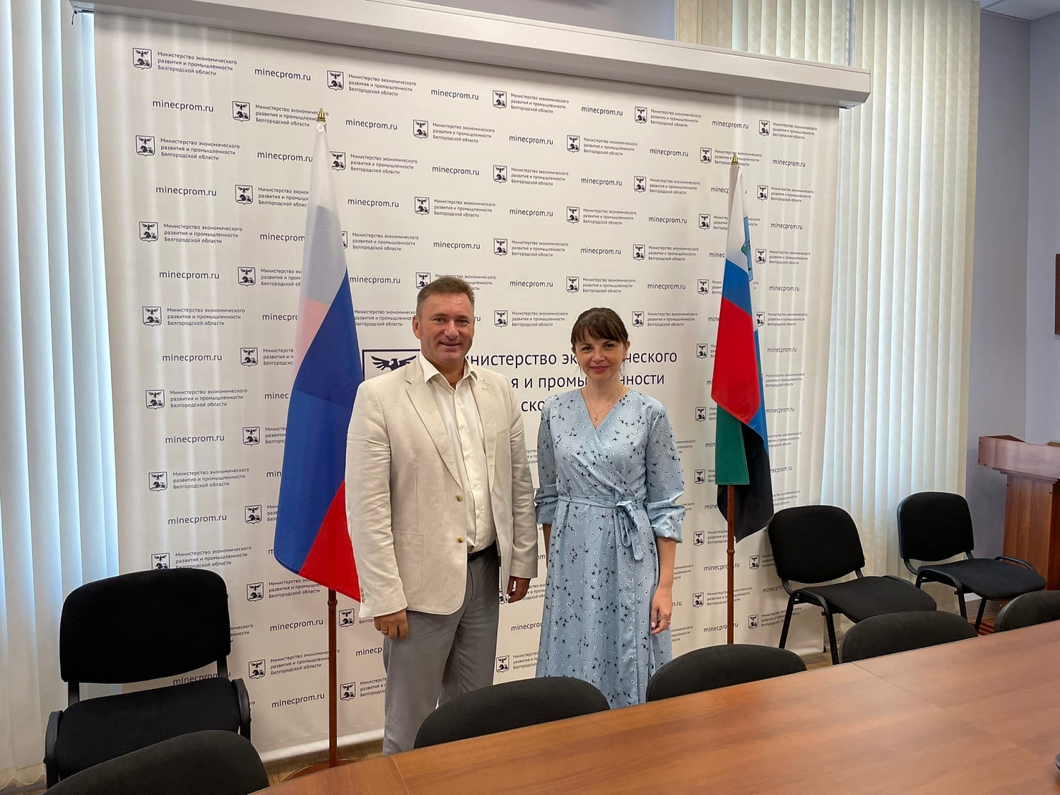 19 августа 2022 года провели рабочую встречу с заместителем министра области – начальником департамента инвестиций и инноваций Викторией Витальевной Шеенко.