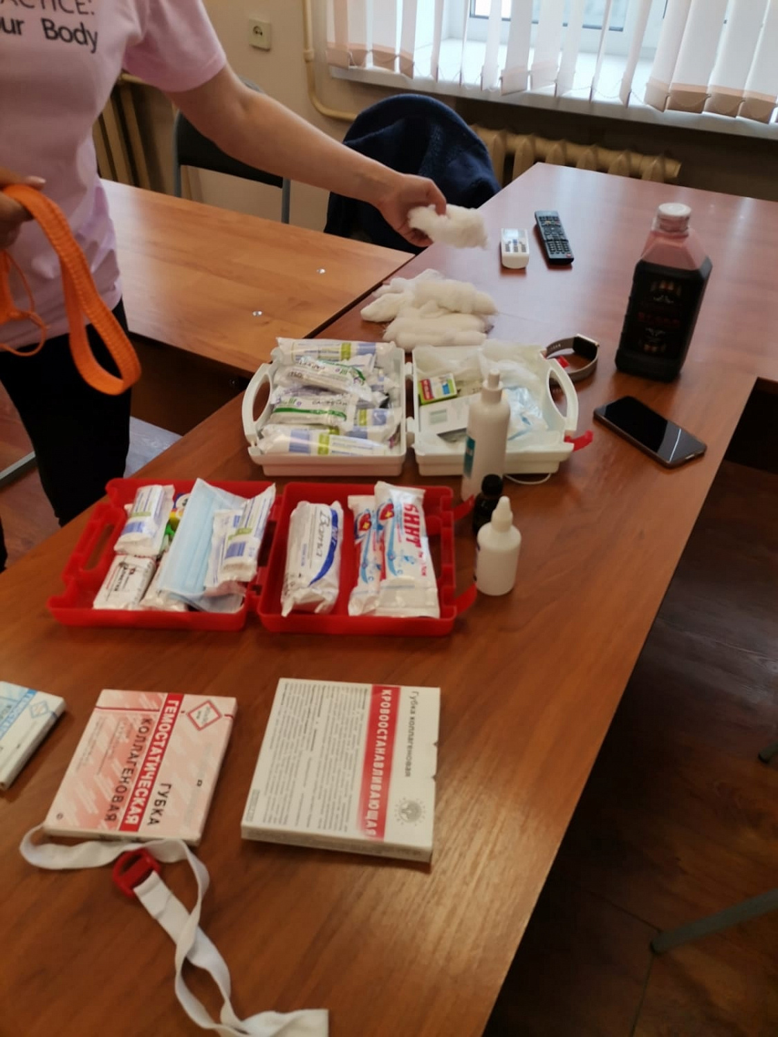 В ИПКА Белгородского ГАУ прошло занятие по программе повышения квалификации "Обучение по оказанию первой помощи пострадавшим" в объеме 16 часов