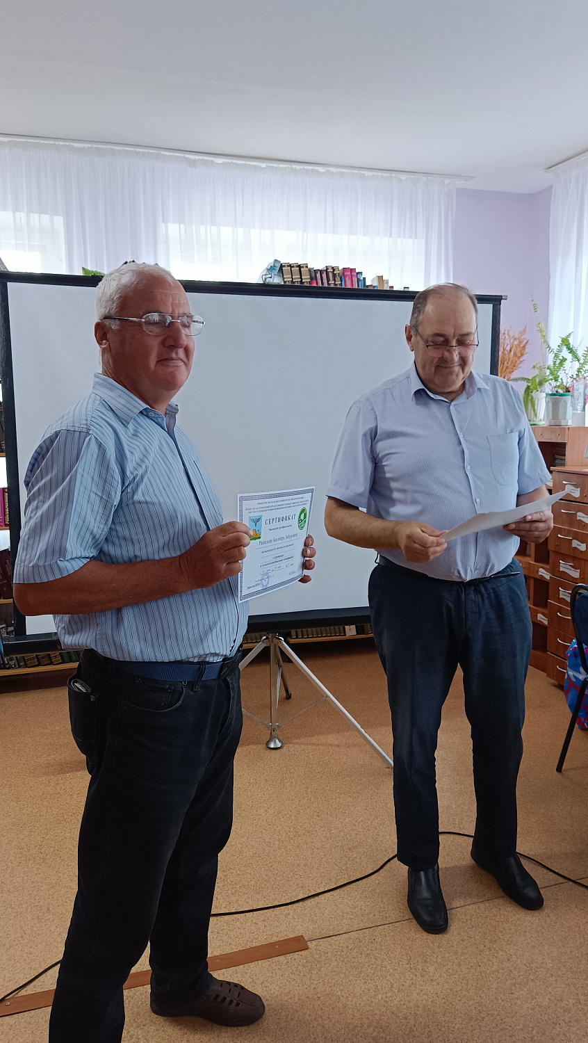 В рамках реализации федеральных проектов, реализуемых Микрокредитной компанией Белгородский областной фонд поддержки малого и среднего предпринимательства, Институт на базе Красненского района провел обучение «Агробизнес и сельскохозяйственная кооперация"
